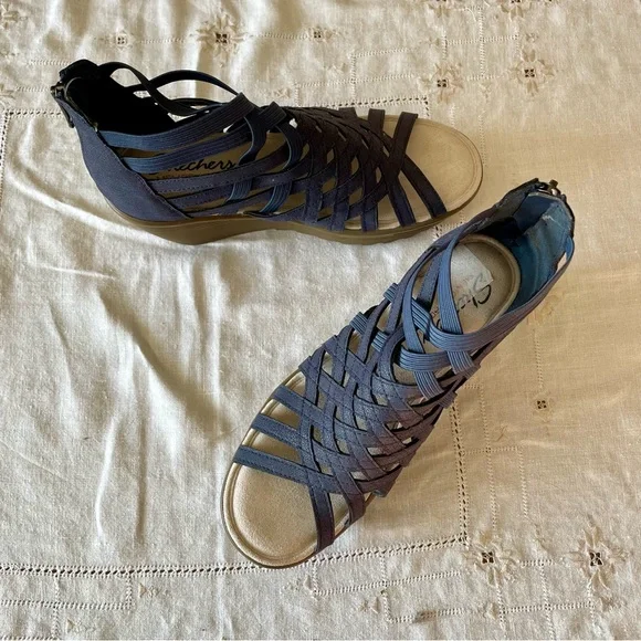 🌸Spring Ready - Skechers Navy Strappy Wedge Sandals – Size 6.5 - Picture 10 of 12